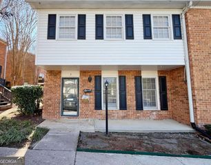 6520 Roswell Road 3, Atlanta, GA 30328