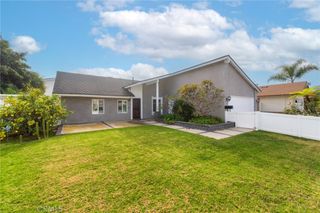 10092 Dana Drive, Huntington Beach, CA 92646