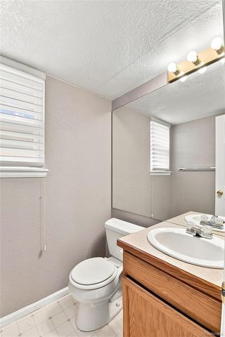 4249 S Killarney Street, Aurora, CO 80013