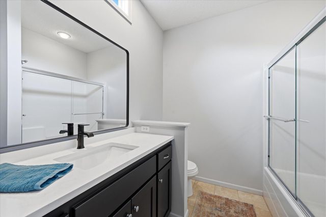 17424 Staples Street NE, Ham Lake, MN 55304