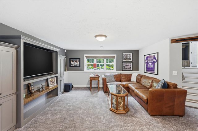 17424 Staples Street NE, Ham Lake, MN 55304