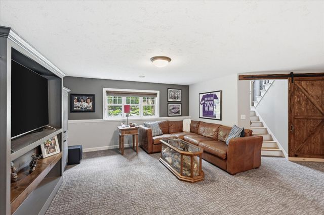 17424 Staples Street NE, Ham Lake, MN 55304