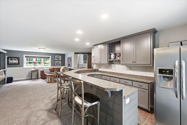 17424 Staples Street NE, Ham Lake, MN 55304