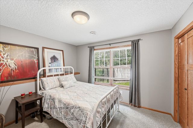 17424 Staples Street NE, Ham Lake, MN 55304