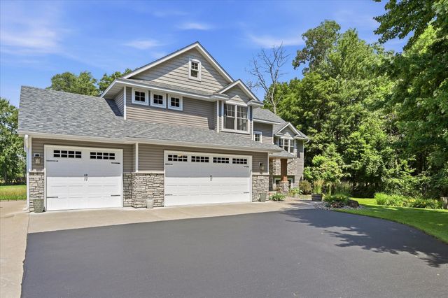 17424 Staples Street NE, Ham Lake, MN 55304