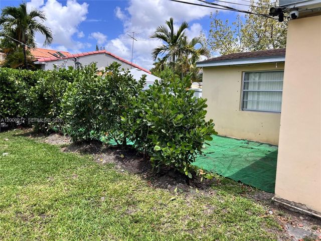 1329 SW 75th Ave 1, Miami, FL 33144