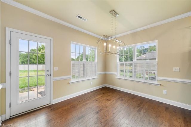 3831 Rutherford Court, Winston-salem, NC 27106