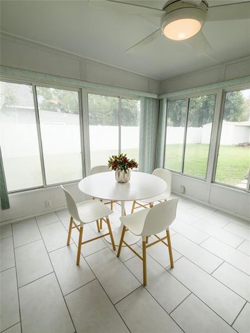 1044 51ST AVENUE N, St Petersburg, FL 33703