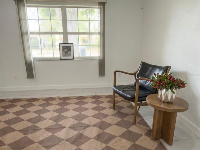 1044 51ST AVENUE N, St Petersburg, FL 33703