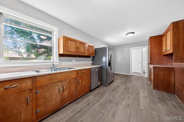 765 N Main Street, St Clair, MO 63077