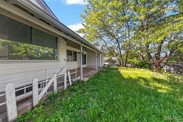 765 N Main Street, St Clair, MO 63077