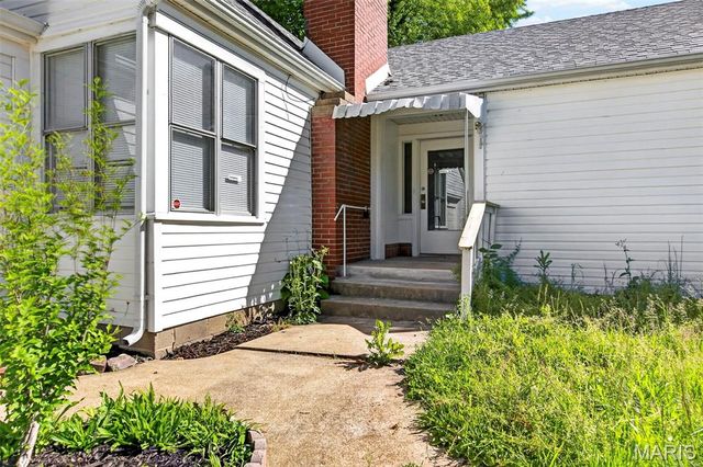 765 N Main Street, St Clair, MO 63077