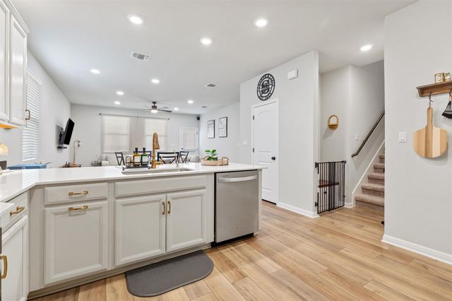 117 Marvins BND, Georgetown, TX 78626