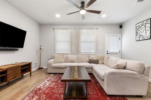 117 Marvins BND, Georgetown, TX 78626