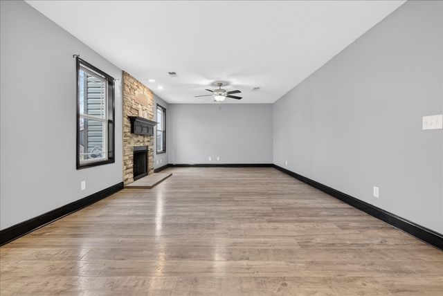 1163 Belvoir Ln, Clarksville, TN 37040