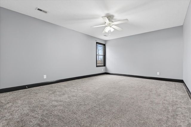 1163 Belvoir Ln, Clarksville, TN 37040