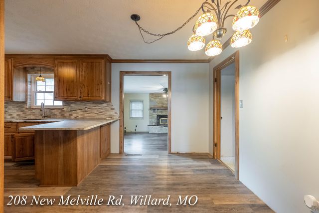 208 East New Melville Road, Willard, MO 65781