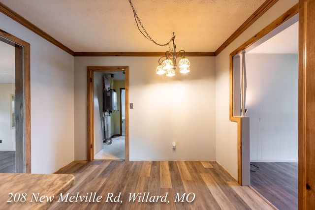 208 East New Melville Road, Willard, MO 65781