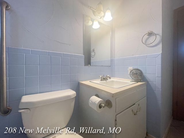 208 East New Melville Road, Willard, MO 65781
