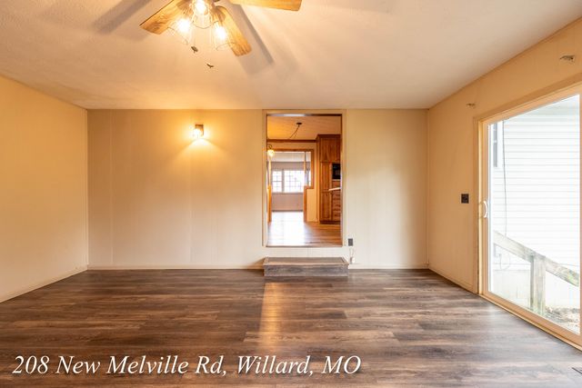208 East New Melville Road, Willard, MO 65781