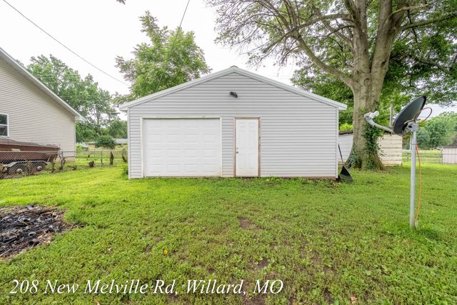 208 East New Melville Road, Willard, MO 65781