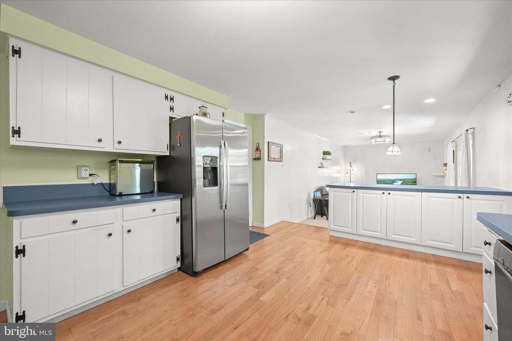 Image 4 of property listing at 5063 BEATRICE WAY, Columbia, MD 21044