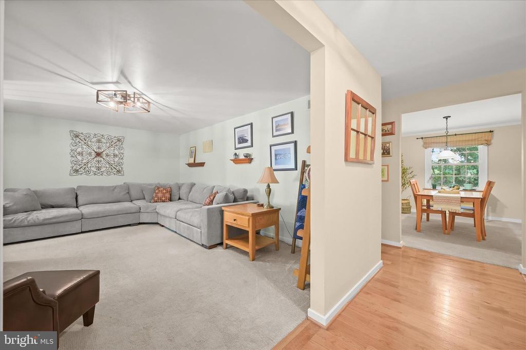Image 9 of property listing at 5063 BEATRICE WAY, Columbia, MD 21044