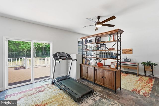 925 CARSON RD, Huntingtown, MD 20639