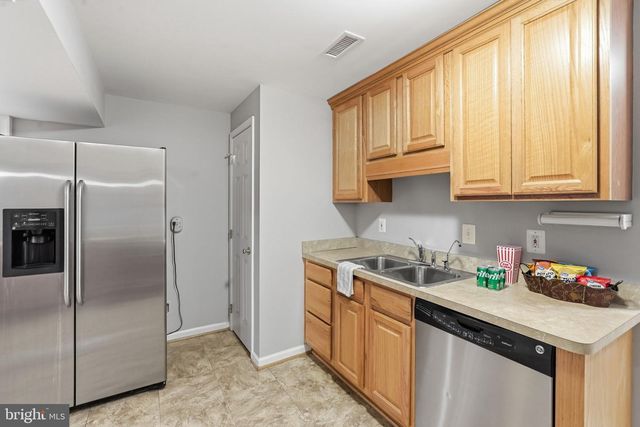 925 CARSON RD, Huntingtown, MD 20639