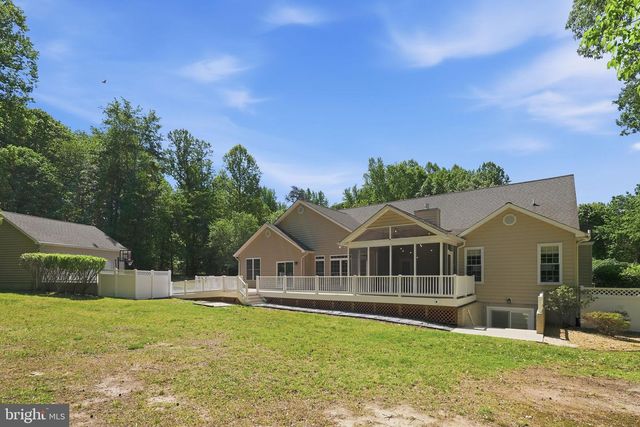 925 CARSON RD, Huntingtown, MD 20639