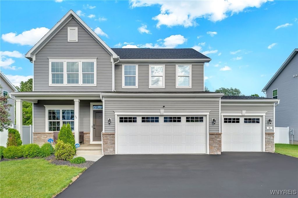 91 Sierra Drive, Amherst, NY 14228