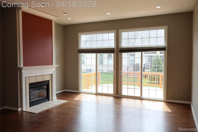 13500 Wyndemere Circle, Sterling Heights, MI 48313