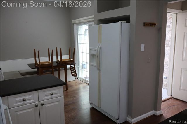 13500 Wyndemere Circle, Sterling Heights, MI 48313