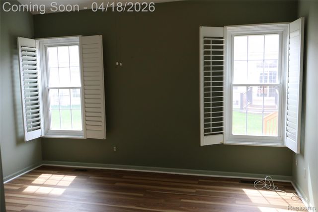 13500 Wyndemere Circle, Sterling Heights, MI 48313