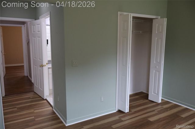 13500 Wyndemere Circle, Sterling Heights, MI 48313