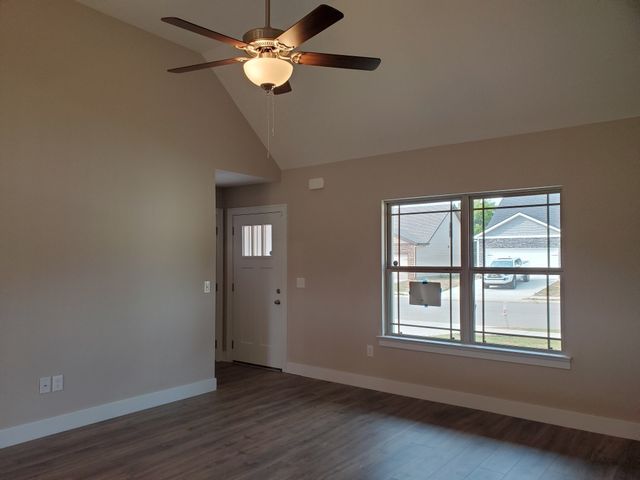 2902 Valley Farms Drive, Christiana, TN 37037