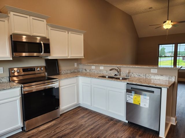 2902 Valley Farms Drive, Christiana, TN 37037