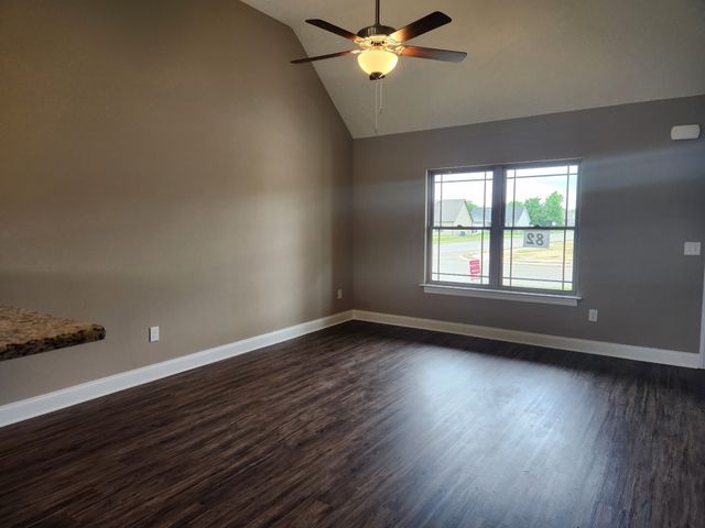 2902 Valley Farms Drive, Christiana, TN 37037