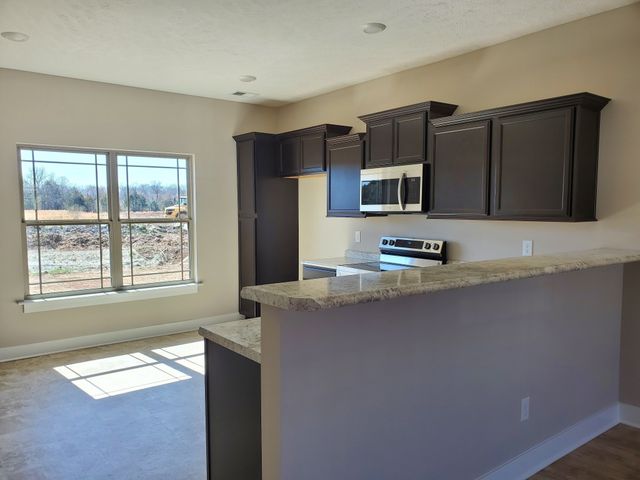 2902 Valley Farms Drive, Christiana, TN 37037
