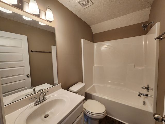 2902 Valley Farms Drive, Christiana, TN 37037