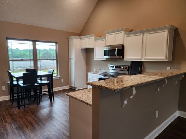 2902 Valley Farms Drive, Christiana, TN 37037