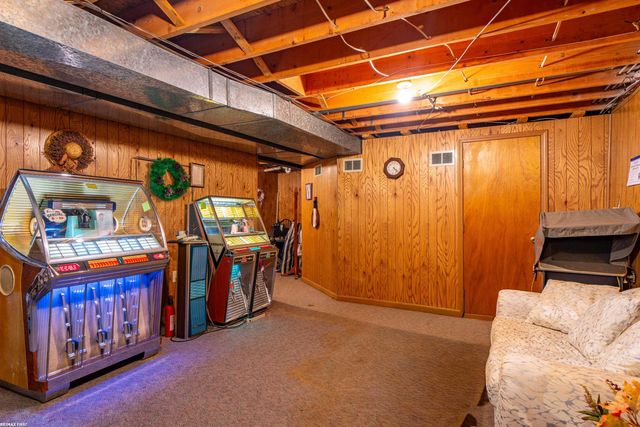 47799 Farmbrook Court, Chesterfield, MI 48051