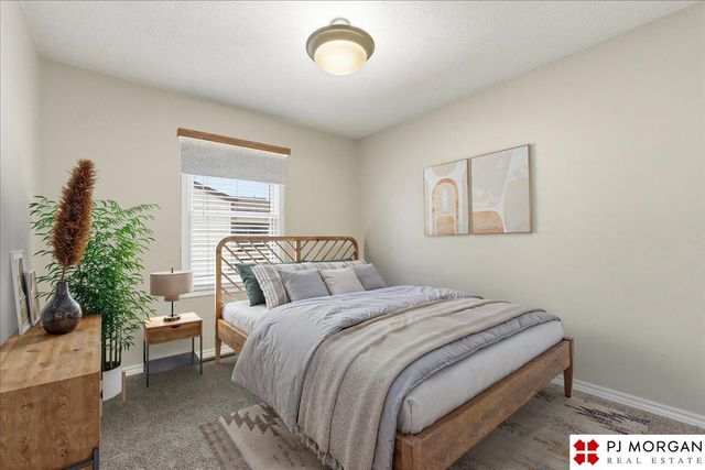 7619 S 41st Avenue, Bellevue, NE 68147