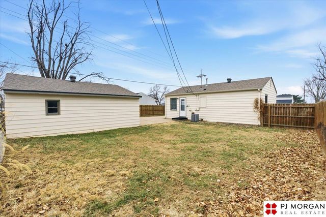 7619 S 41st Avenue, Bellevue, NE 68147