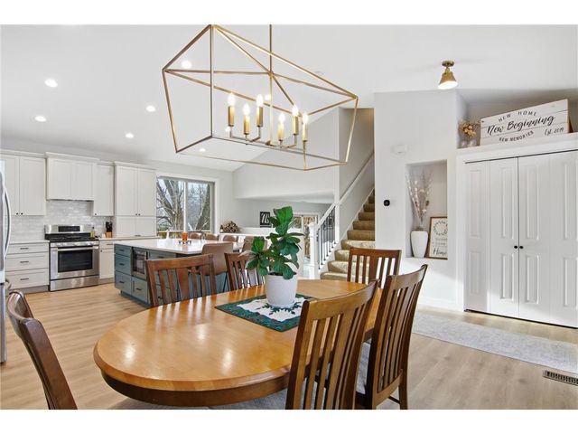 9953 Starlight Drive, Saint Paul, MN 55125