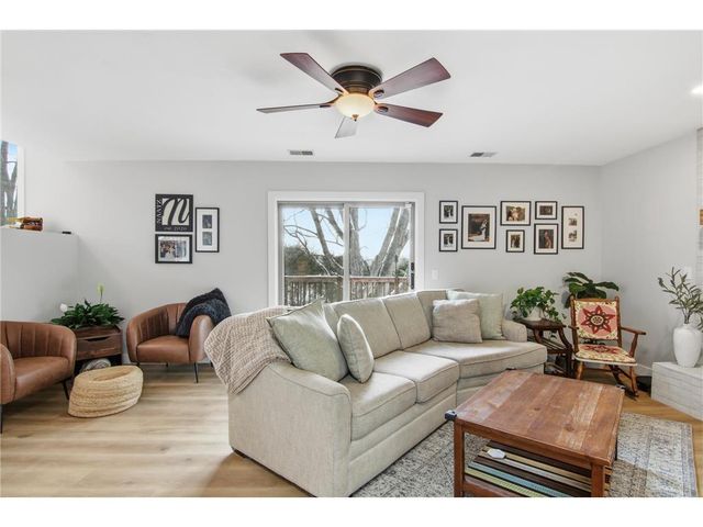 9953 Starlight Drive, Saint Paul, MN 55125
