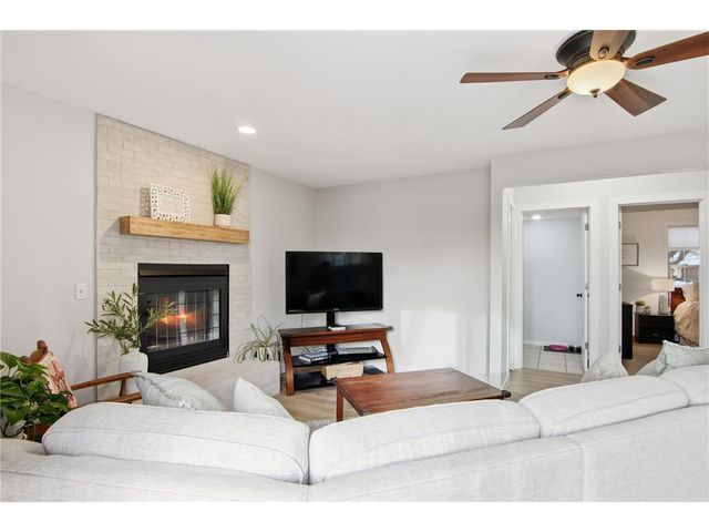 9953 Starlight Drive, Saint Paul, MN 55125