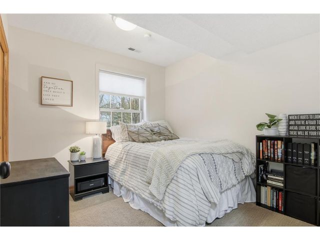 9953 Starlight Drive, Saint Paul, MN 55125