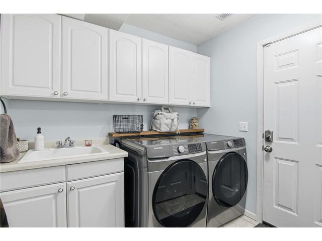 9953 Starlight Drive, Saint Paul, MN 55125