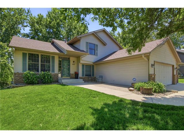 9953 Starlight Drive, Saint Paul, MN 55125